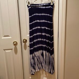 Maxi skirt or can wear as strapless dress